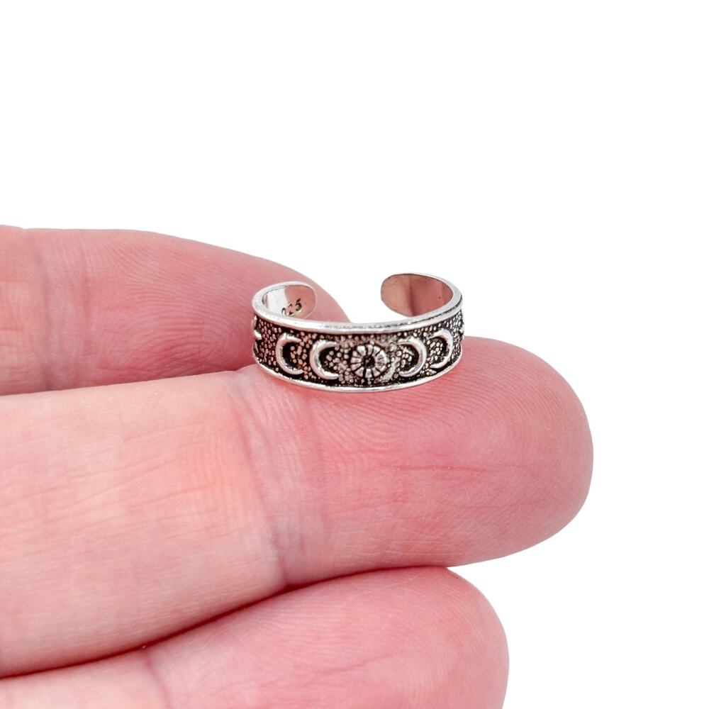 Vintage Sterling Silver 925 Crescent Moon Sun Adjustable Open Back Toe Ring
